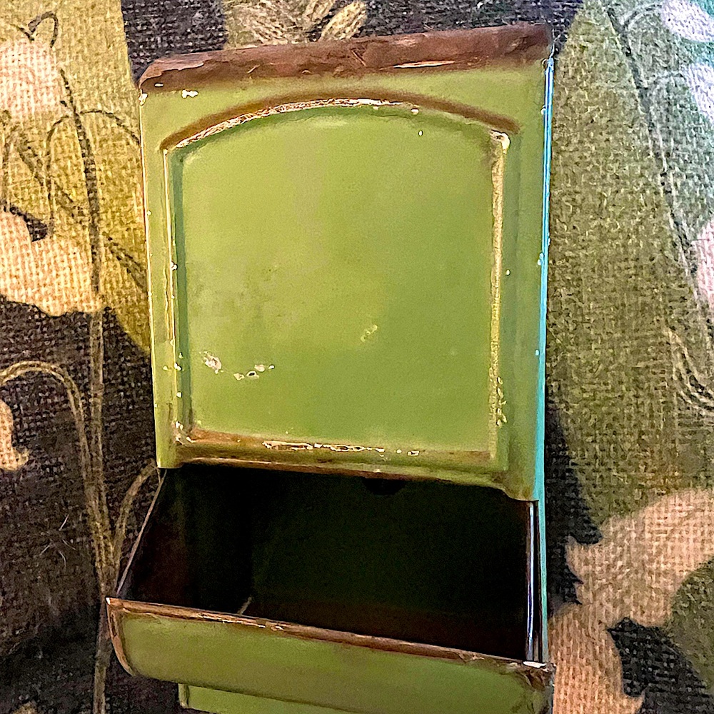 Vintage Green Metal Wall-Mounted Matchsafe
